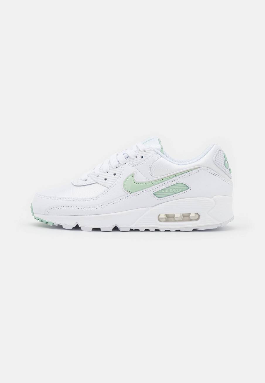 Фото № 1 с приближением к товару «‎Nike Air Max 90 »
