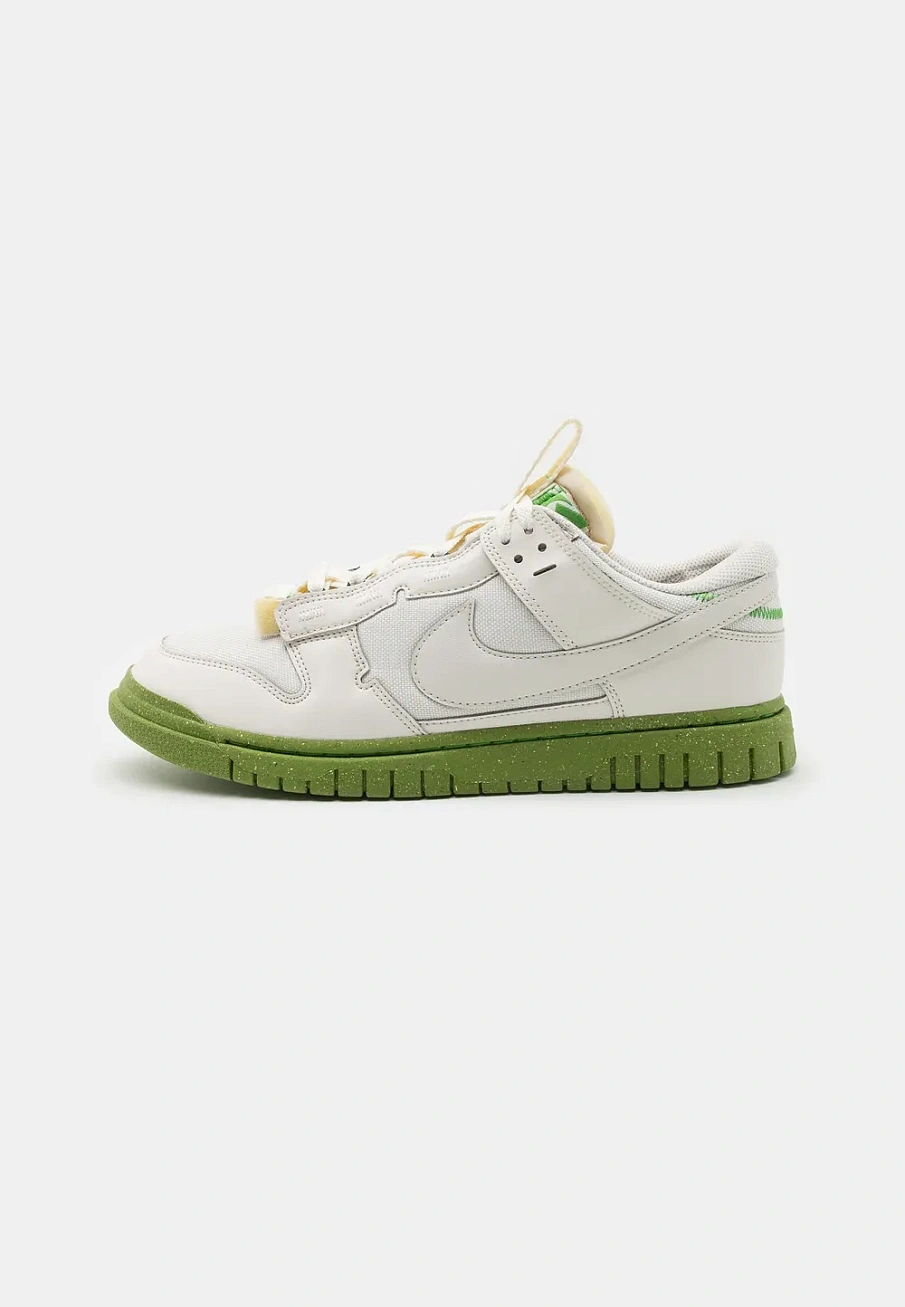Фото № 1 с приближением к товару «‎AIR DUNK JUMBO»