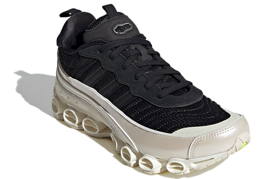 Фото № 3 с приближением к товару «‎adidas Microbounce T1 BlackWhite»