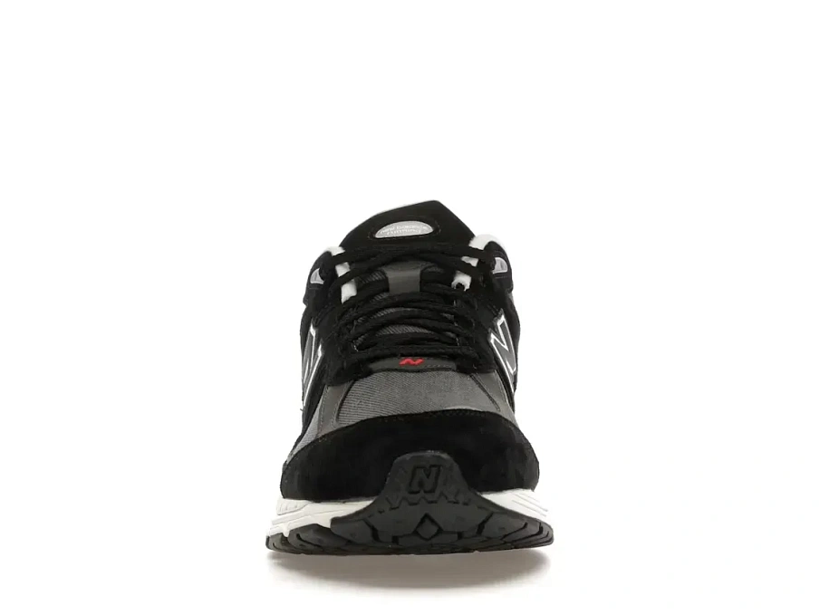 Фото № 2 с приближением к товару «‎New Balance 2002R»