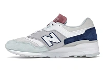 Фото № 3 с приближением к товару «‎New Balance 997»