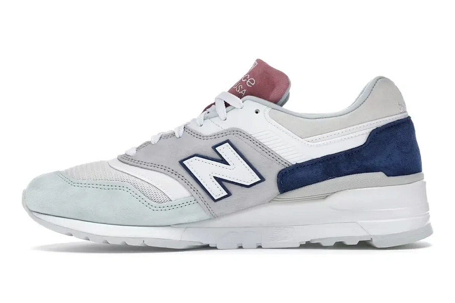 Фото № 3 с приближением к товару «‎New Balance 997»