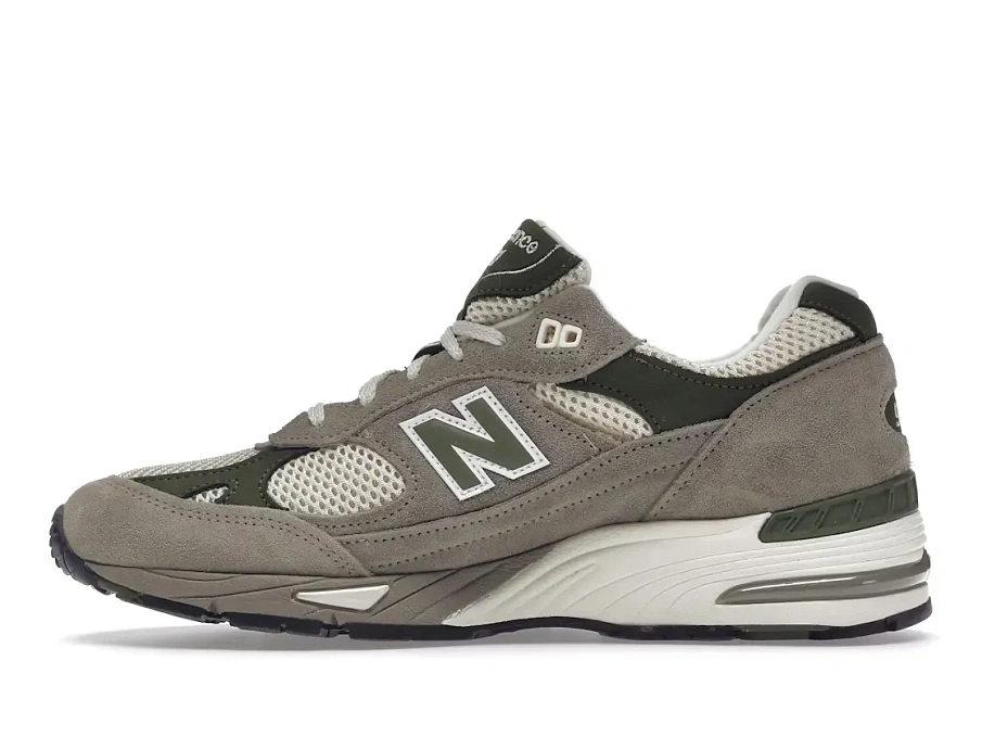 Фото № 3 с приближением к товару «‎New Balance 991»