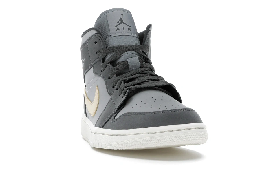 Фото № 2 с приближением к товару «‎Jordan 1 Mid Grey Onyx »