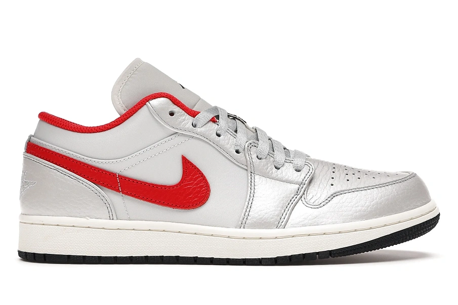 Фото № 1 с приближением к товару «‎Jordan 1 Low Night Track»