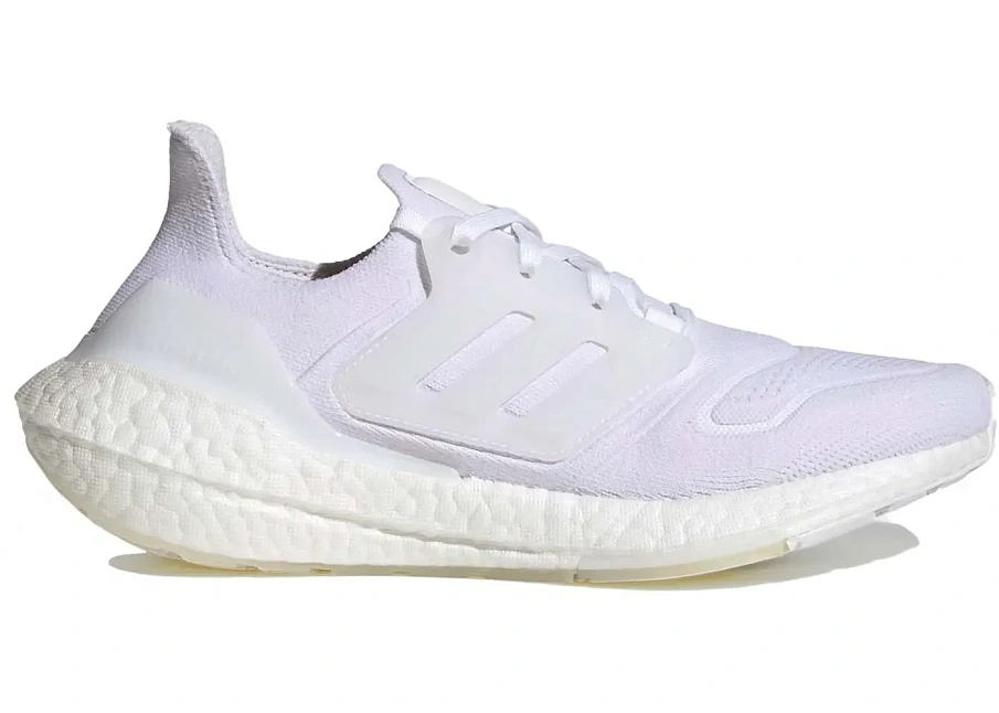 Фото № 1 с приближением к товару «‎adidas Ultra Boost 22 Triple White »