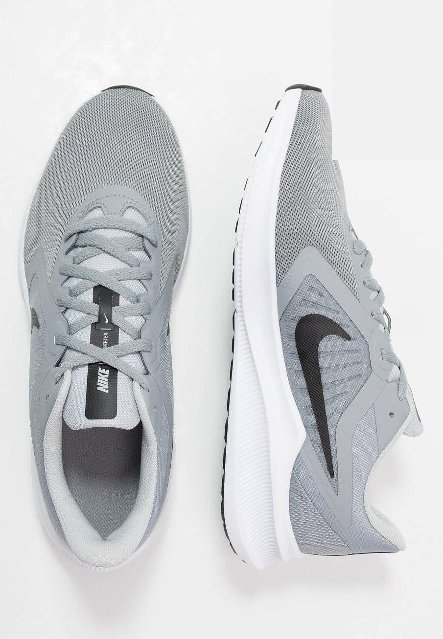 Фото № 2 с приближением к товару «‎Nike Downshifter 10»