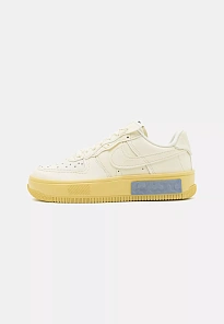 Фото № 1 с приближением к товару «‎W AIR FORCE 1 FONTANKA»