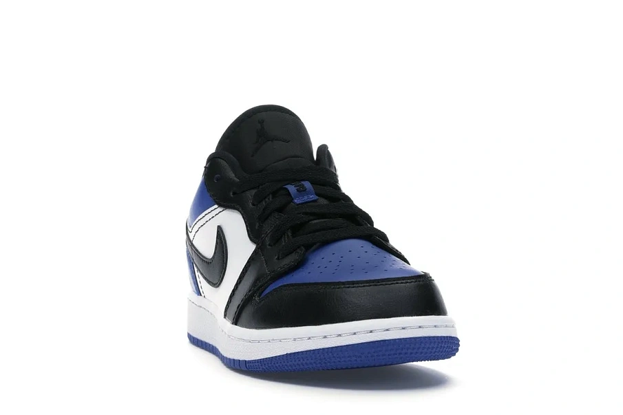 Фото № 3 с приближением к товару «‎Jordan 1 Low Royal Toe »
