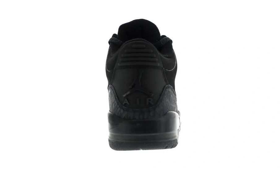 Фото № 5 с приближением к товару «‎Jordan 3 Retro Black Cat»