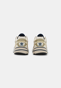 Фото № 4 с приближением к товару «‎Adidas Astir »