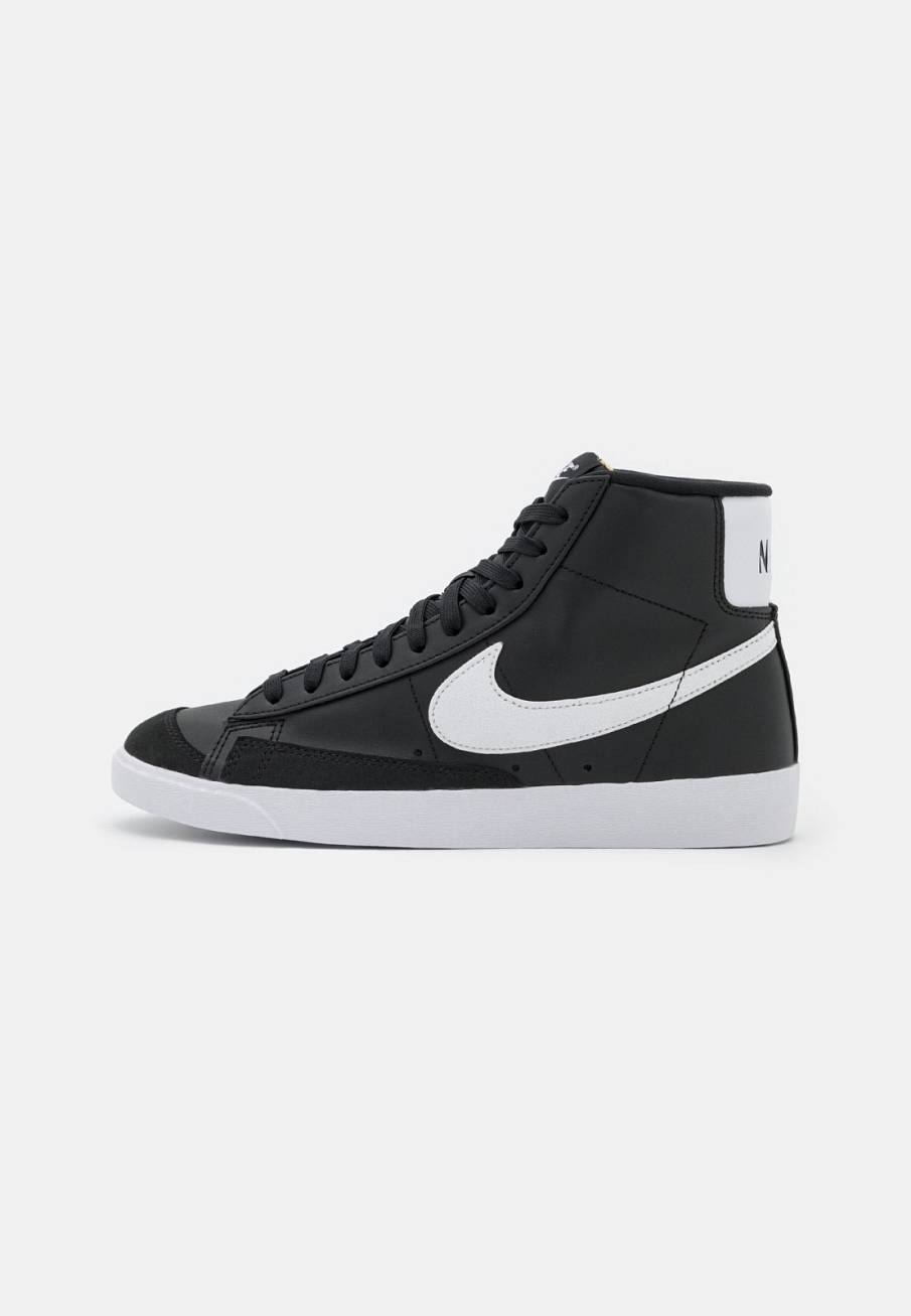 Фото № 1 с приближением к товару «‎Nike Blazer 77 »