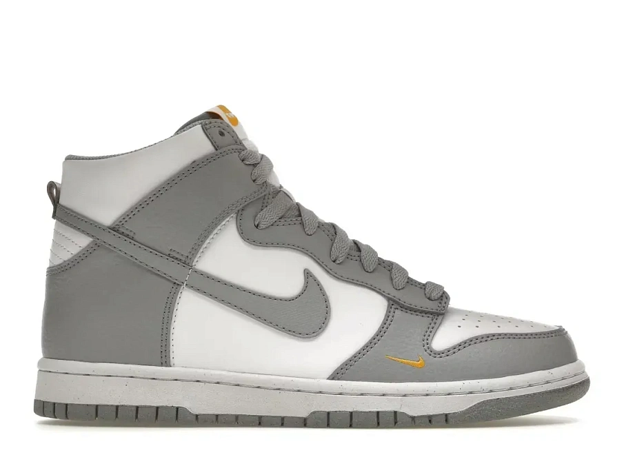 Фото № 1 с приближением к товару «‎Nike Dunk High Next Nature»