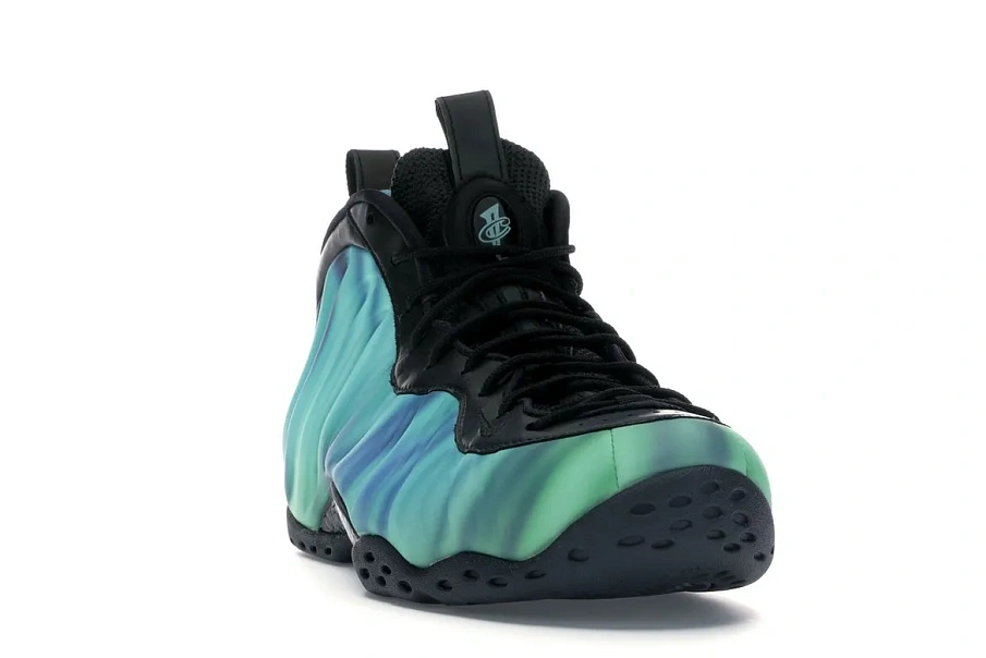 Фото № 3 с приближением к товару «‎Nike Air Foamposite One Northern Lights»