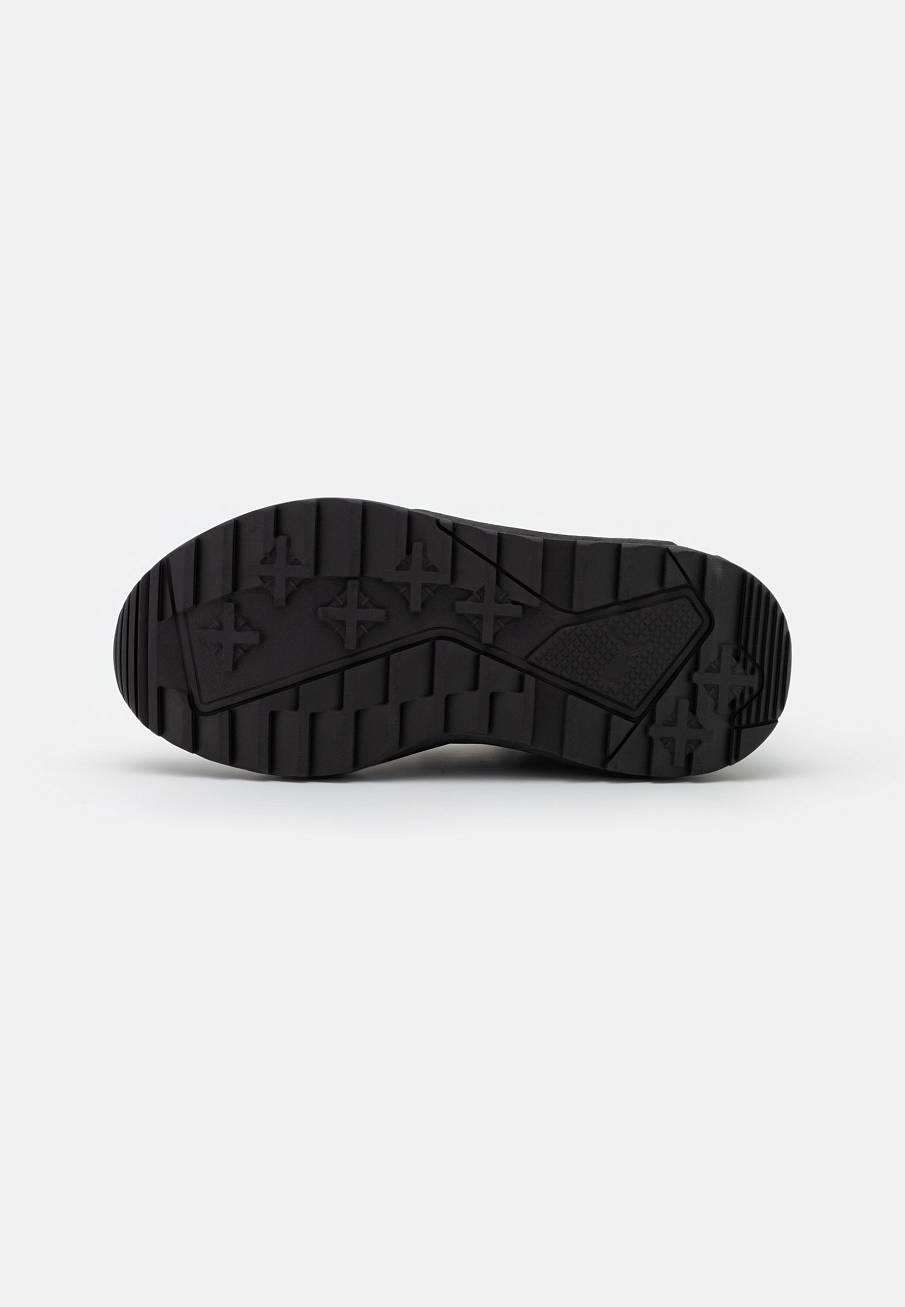 Фото № 5 с приближением к товару «‎Puma X-Ray 2 Square Wtr »
