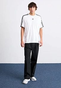 Фото № 3 с приближением к товару «‎ADISTAR CUSHION»