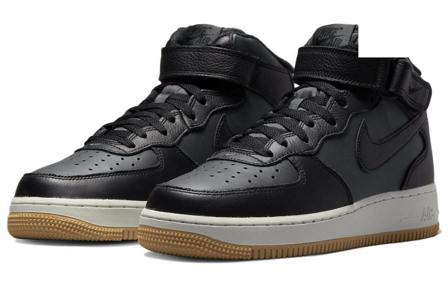 Фото № 3 с приближением к товару «‎ Nike Air Force 1 Mid Skate shoes»