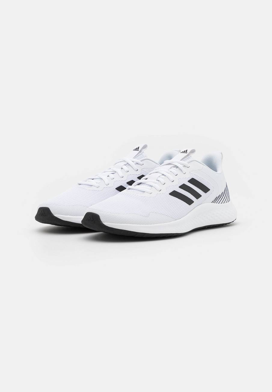 Фото № 2 с приближением к товару «‎Adidas Fluidstreet»