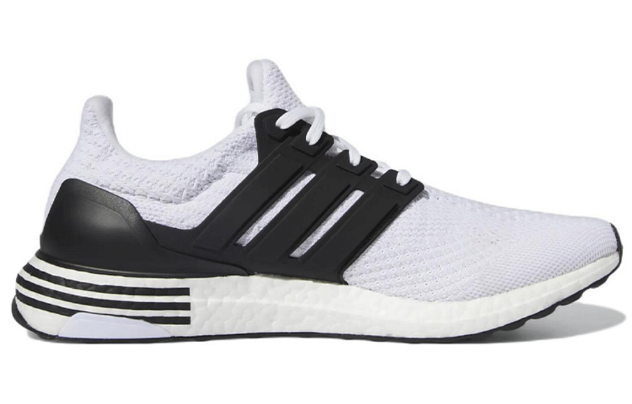 Фото № 2 с приближением к товару «‎adidas Ultra Boost 5.0 DNA Low Running Shoes WhiteBlack»