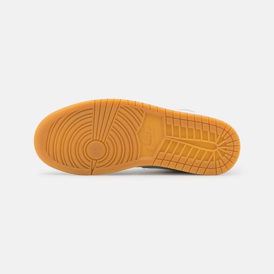 Фото № 5 с приближением к товару «‎Air Jordan 1 Se »