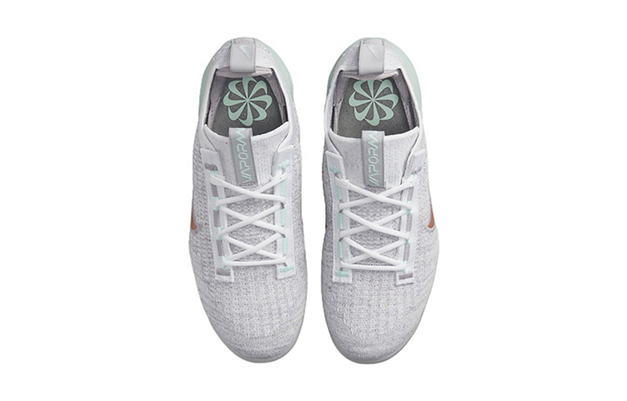 Фото № 4 с приближением к товару «‎Nike Air VaporMax 2021 FK (GS) Low-Top Running Shoes Grey»