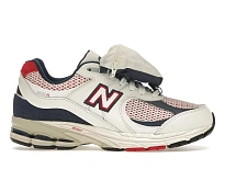 Фото № 1 с приближением к товару «‎New Balance 2002R»