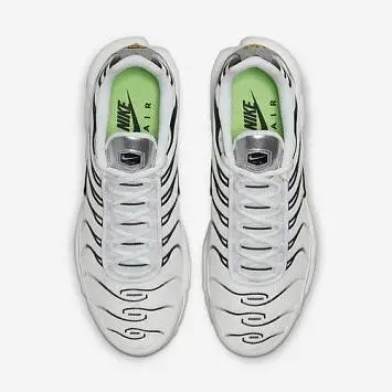 Nike Air Max Plus WhiteBlackGreen - 4