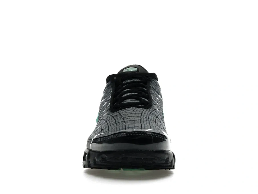 Фото № 2 с приближением к товару «‎Nike Air Max Plus Spirograph»