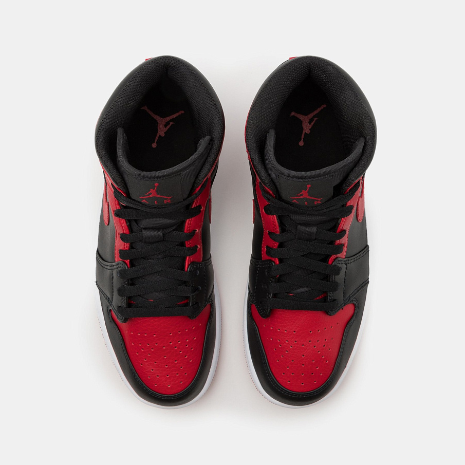 Фото № 4 с приближением к товару «‎Air Jordan 1 »