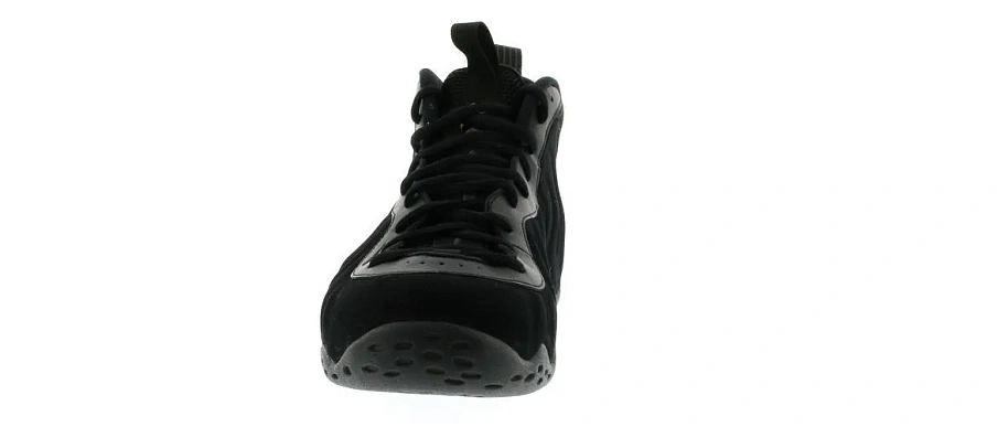 Фото № 3 с приближением к товару «‎Nike Air Foamposite One Black Suede»