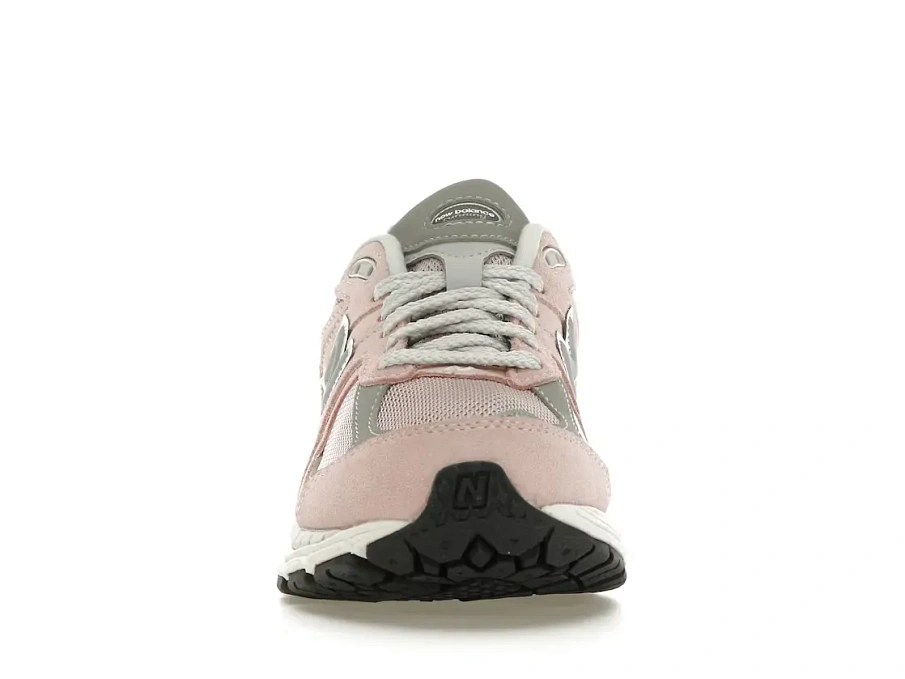 Фото № 2 с приближением к товару «‎New Balance 2002R»
