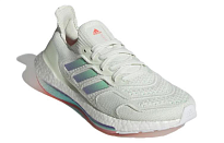 Фото № 3 с приближением к товару «‎ adidas Ultraboost 22 Running shoes»