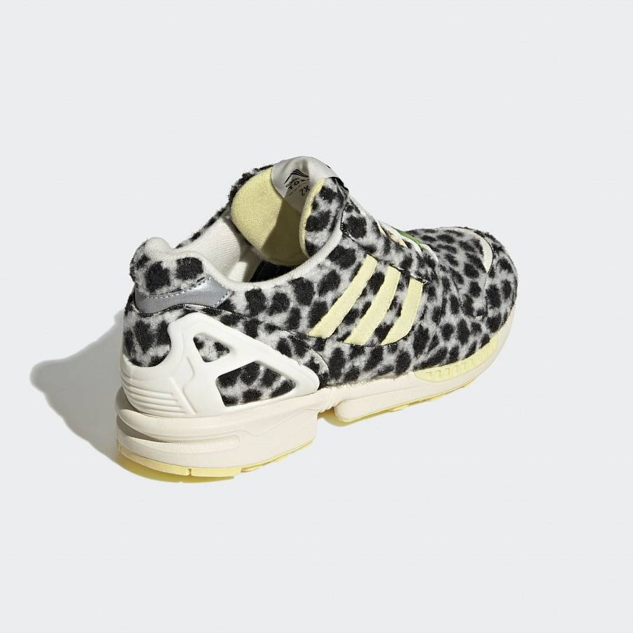 Фото № 3 с приближением к товару «‎Кроссовки Adidas SPAD111A231-A11»