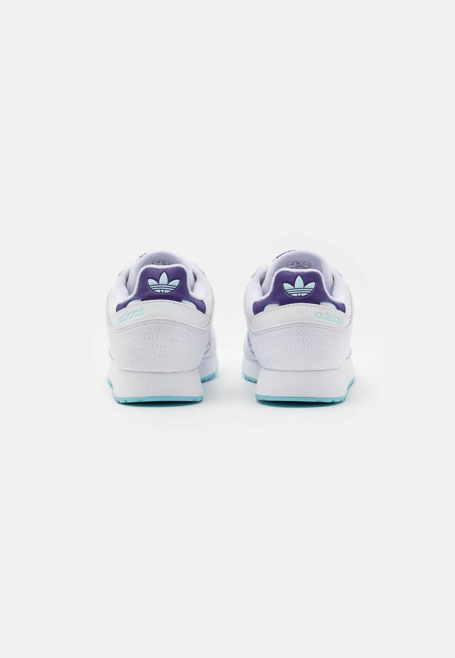 Фото № 4 с приближением к товару «‎Adidas Special 21 »