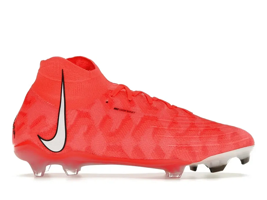 Фото № 1 с приближением к товару «‎Nike Phantom Luna Elite FG»