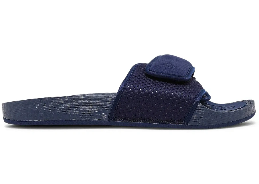 Фото № 1 с приближением к товару «‎adidas Boost Slide Pharrell Night Sky Blue»