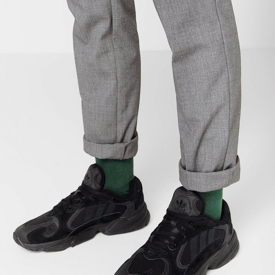 Фото № 2 с приближением к товару «‎Adidas Yung-1 Torsion System Shoes »