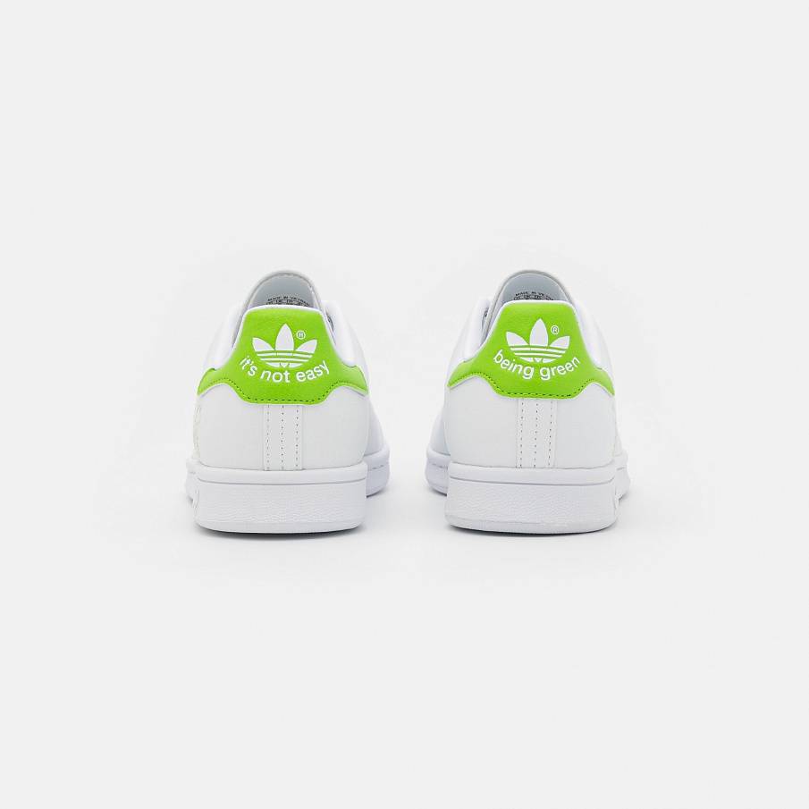 Фото № 4 с приближением к товару «‎Adidas Stan Smith »