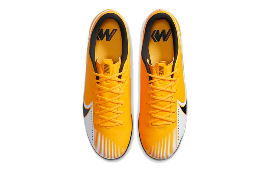 Фото № 4 с приближением к товару «‎Nike Mercurial Vapor 13 Academy IC BlackYellow»