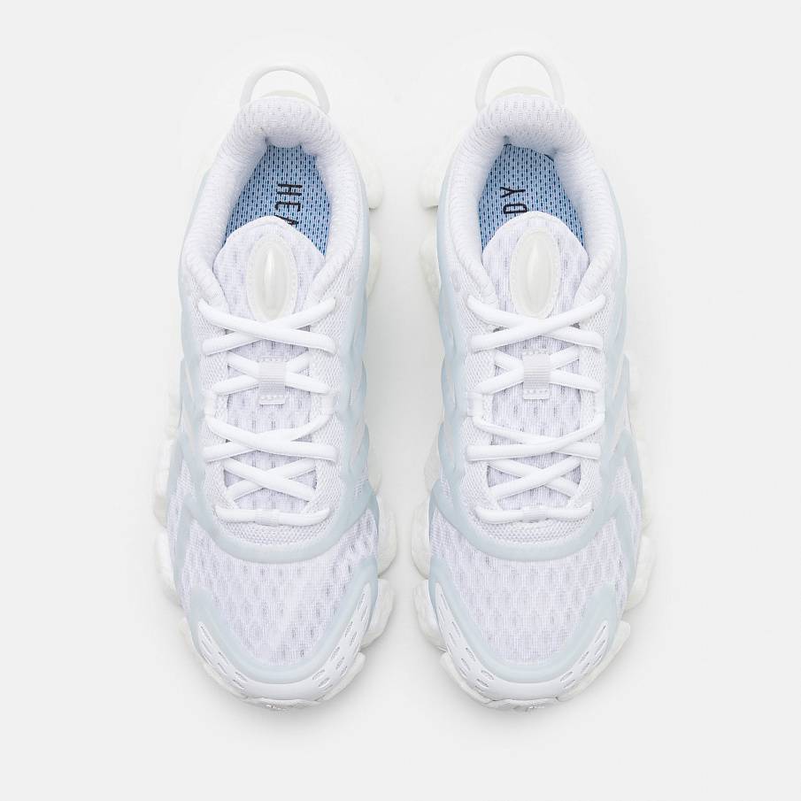 Фото № 4 с приближением к товару «‎Adidas Climacool Boost »