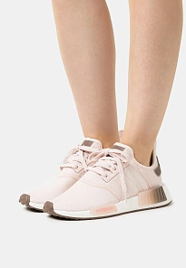Фото № 1 с приближением к товару «‎NMD_R1 W»