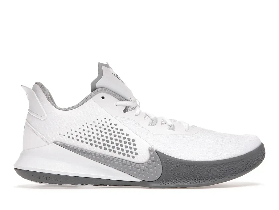 Фото № 1 с приближением к товару «‎Nike Mamba Fury White Wolf Grey»