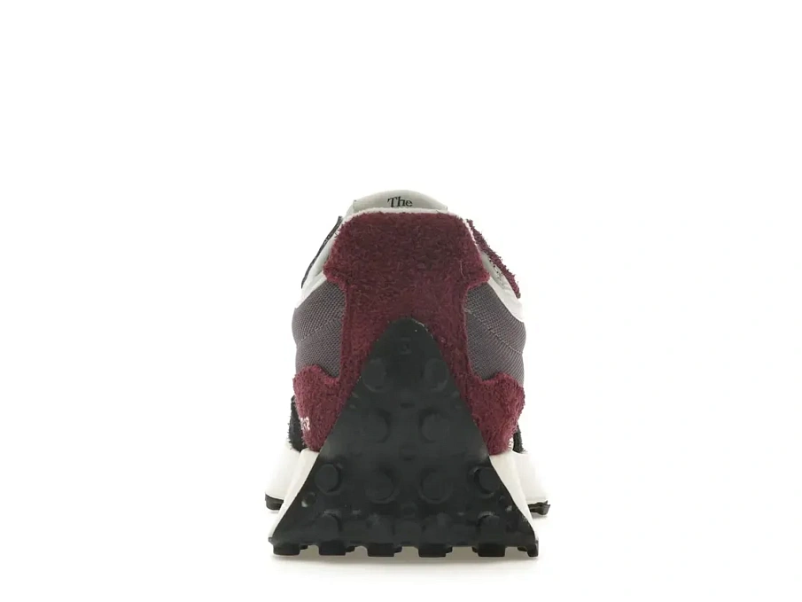 Фото № 4 с приближением к товару «‎New Balance 327»