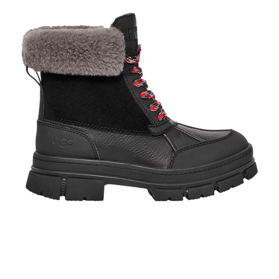Фото № 1 с приближением к товару «‎UGG Women's Ashton Addie Boot Black»