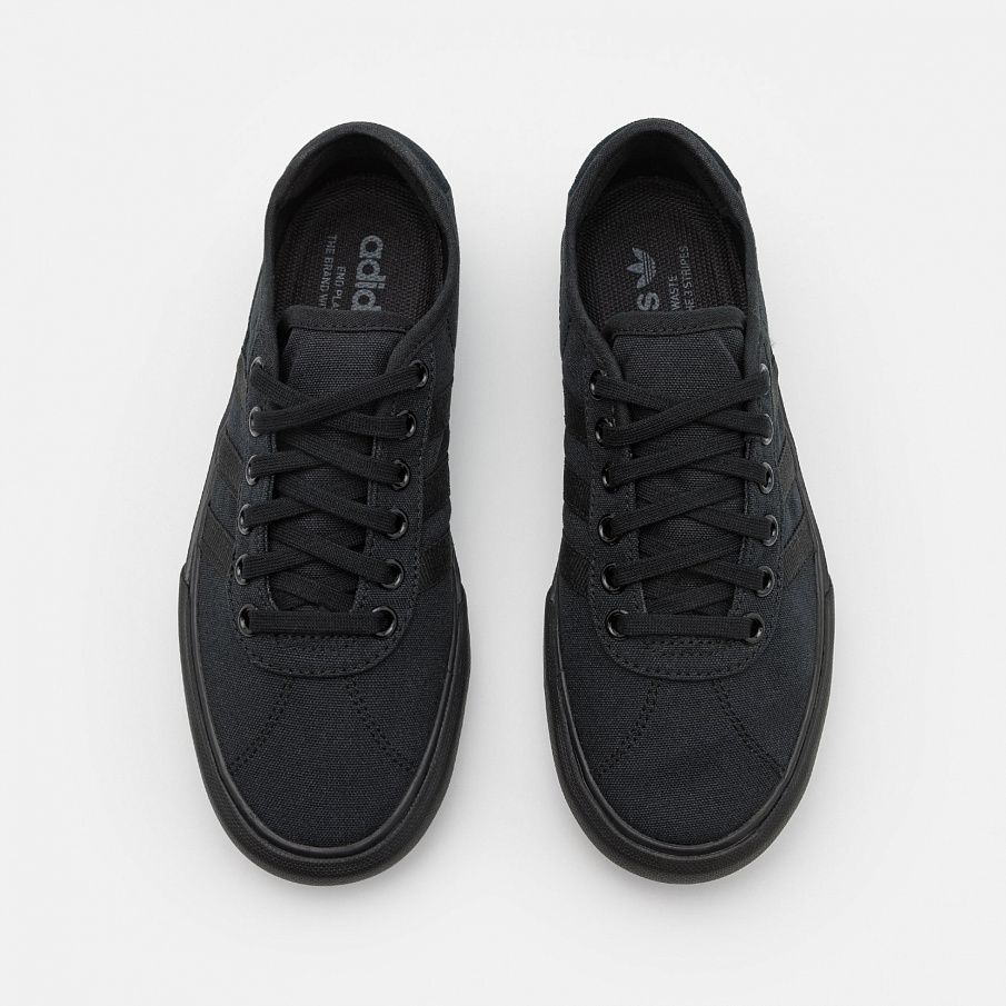 Фото № 4 с приближением к товару «‎Adidas Delpala »