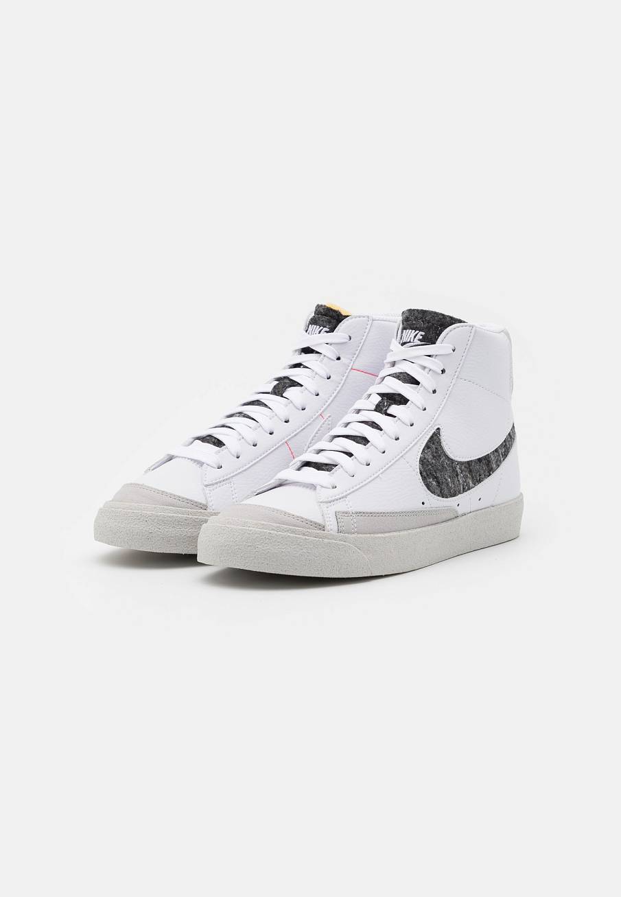 Фото № 4 с приближением к товару «‎Nike Blazer ’77 »