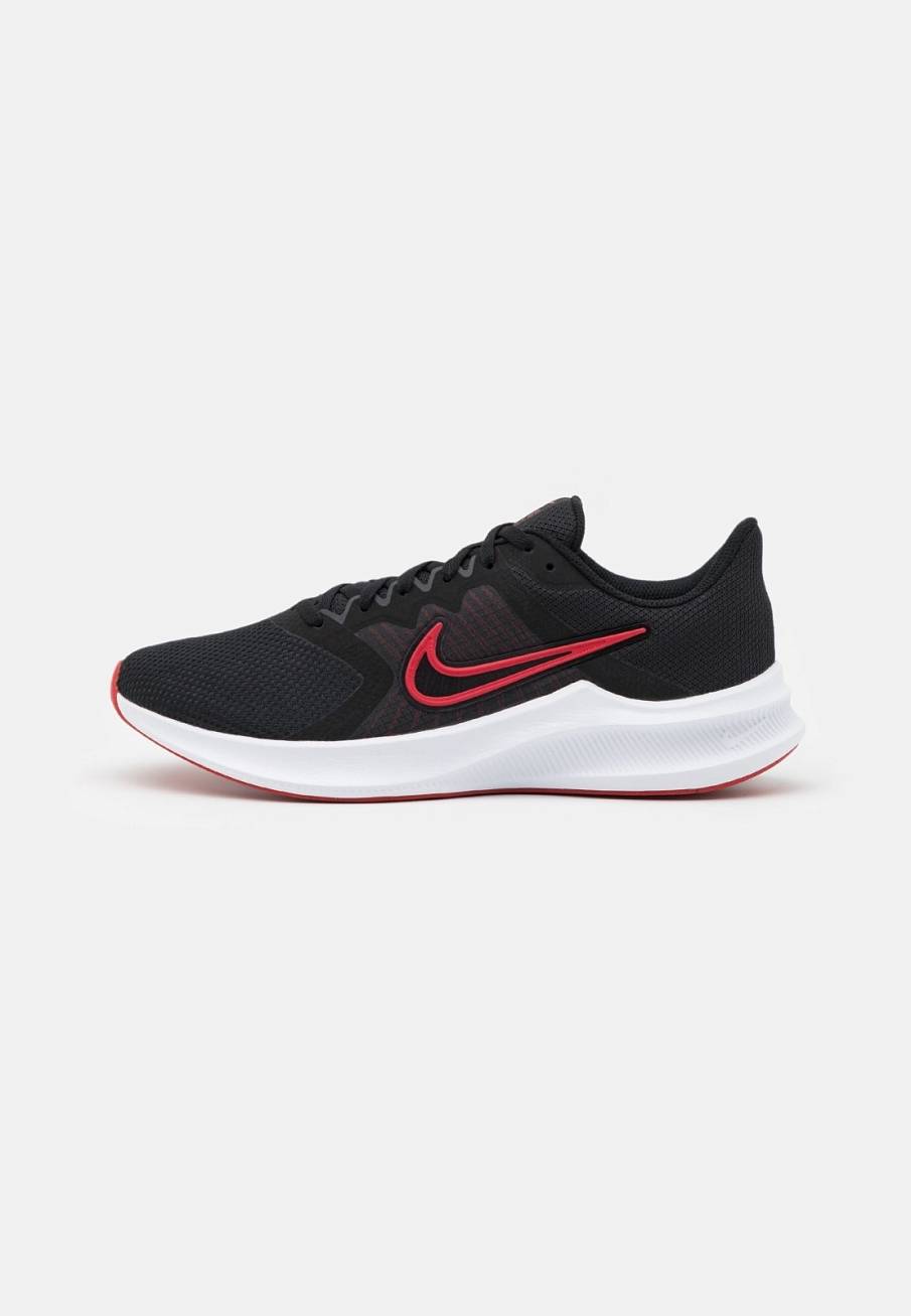 Фото № 1 с приближением к товару «‎Nike Downshifter »