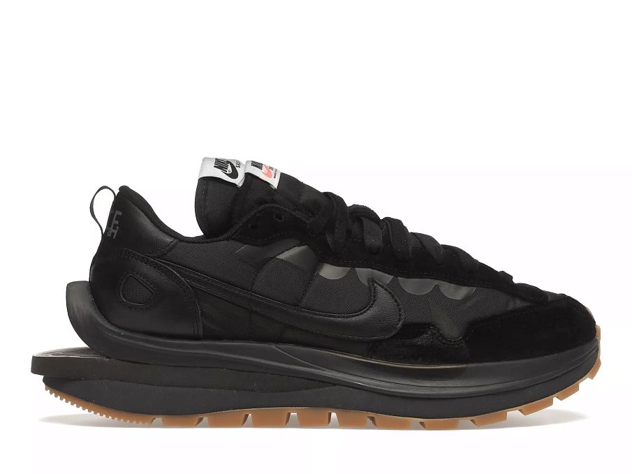 Фото № 1 с приближением к товару «‎Nike Vaporwaffle sacai Black Gum»