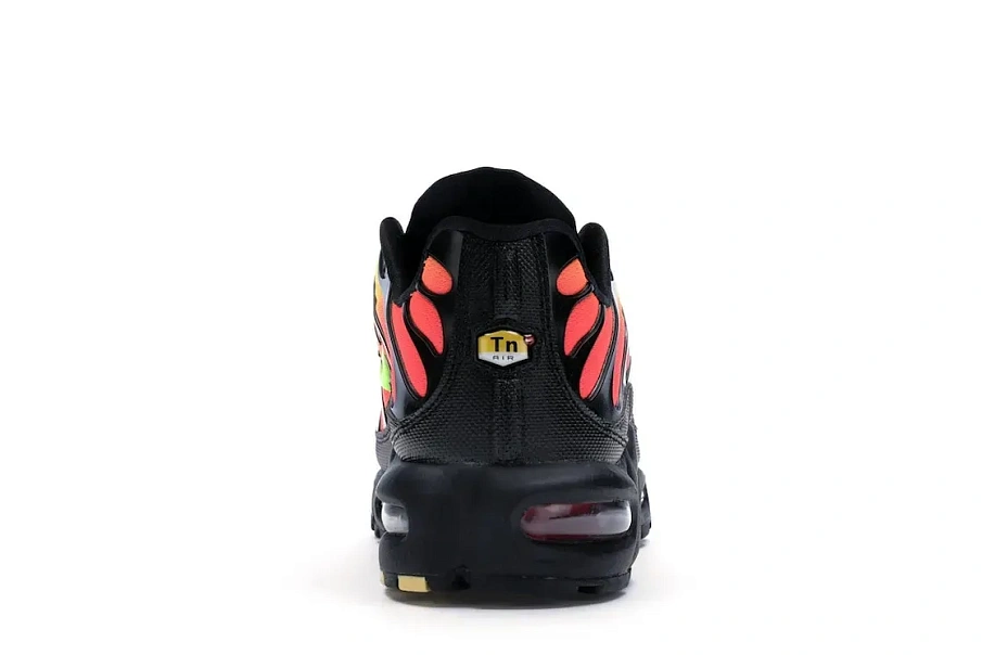 Фото № 4 с приближением к товару «‎Nike Air Max Plus Black Volt Solar Red »