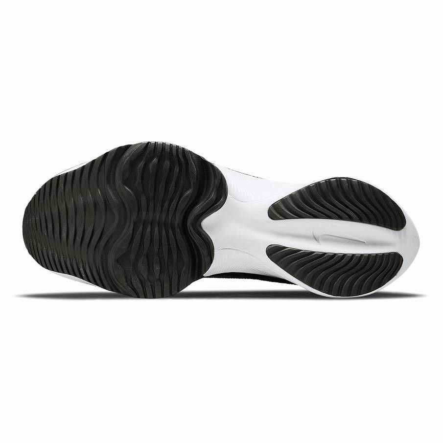 Фото № 5 с приближением к товару «‎Nike Tempo »